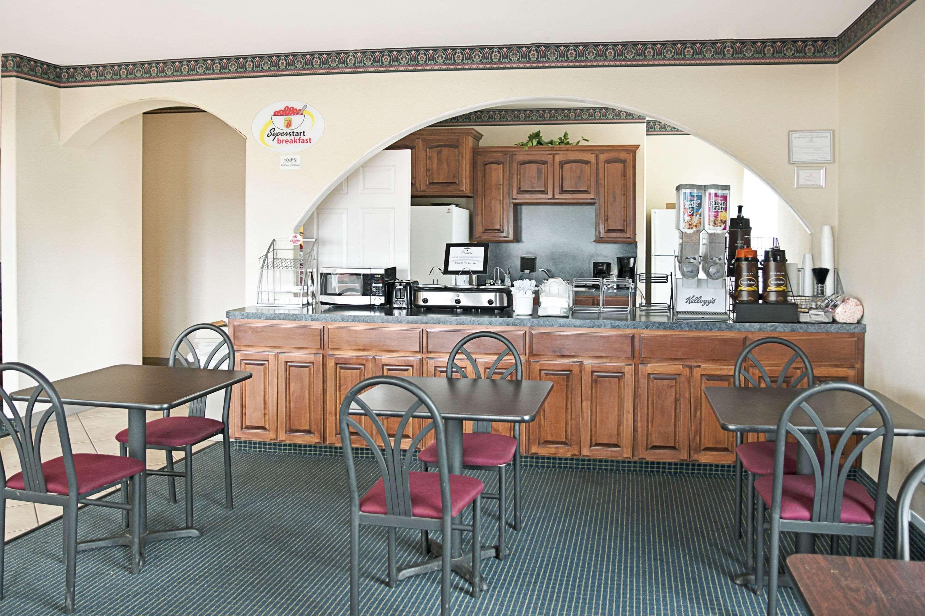 Motel Super 8 By Wyndham Montgomery/ Conroe